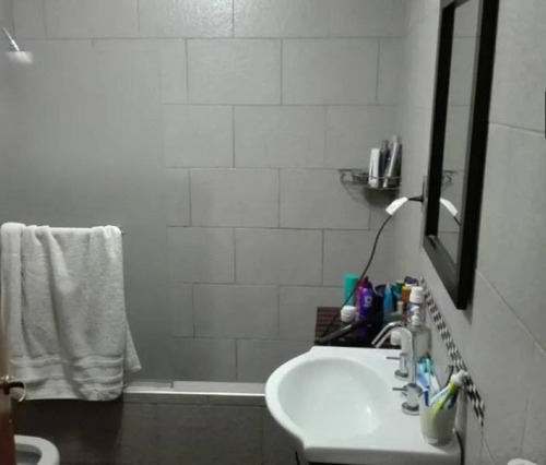 Imagen 6 de 8 de Vendo Casa 2 Dormitorios Y Amplio Patio.