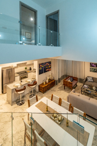 Departamento En Venta En Playa Del Carmen, Bali, Ambiente Resguardado Por Dos Filtros De Acceso Brindándote Un Amplio Sentido De Privacidad.