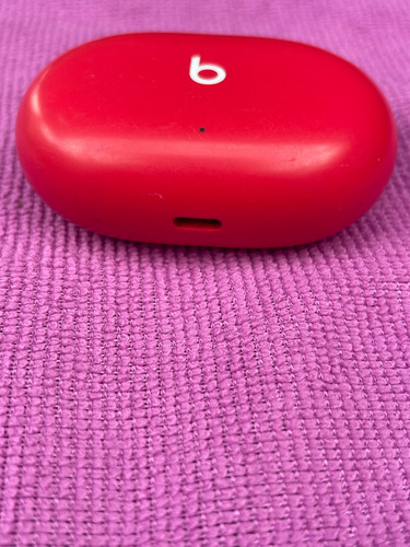 Audífonos Estuche De Carga Beats Studio Buds Rojo (Usado)