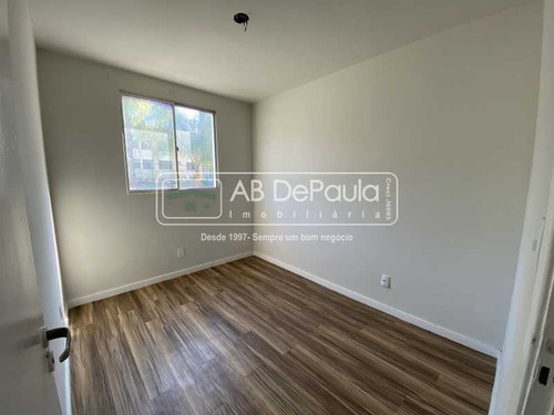 Imagem 13 de 15 de Praça Seca - Rua Florianópolis - Apartamento 3 Dormitórios (1 Suíte). - Abap30117
