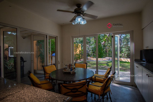 Hermosa Casa De Lujo En Venta En Puerta De Hierro Zona Andares.