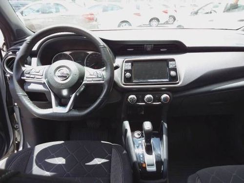 Imagem 3 de 10 de Nissan Kicks 1.6 16v Flexstart Sv 4p Xtronic