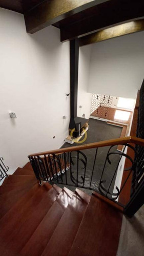 Imagem 7 de 30 de Belissimo Sobrado, Jardim Da Saúde, 4 Suites, Edicula. - So0069