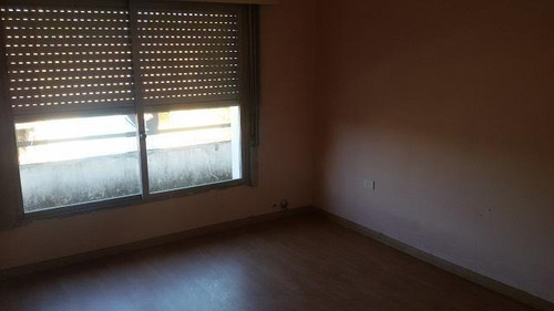 Imagen 14 de 21 de Depto Ph Con 4 Dormitorios, Garage Y Amplia Terraza - Beruti Al 100 - Quilmes Oeste