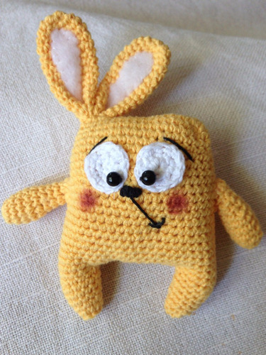 Muñeco A Crochet. Conejo En Hilo. Mas De 12 Colores
