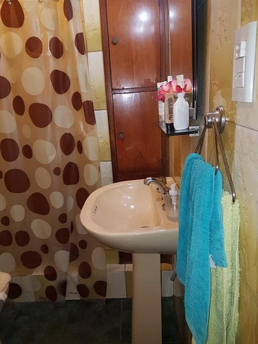 Imagen 10 de 18 de Casa Con 3 Dormitorio, Parque Y Quincho - Quilmes Oeste