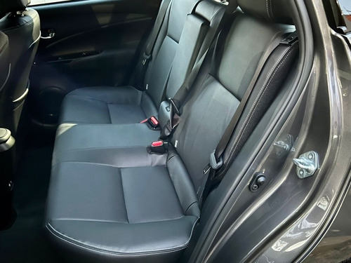 Imagen 11 de 12 de Toyota Yaris Xls Pack Cvt