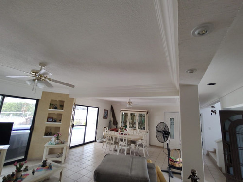 Casa En Venta Fraccionamiento Lomas De Cocoyoc