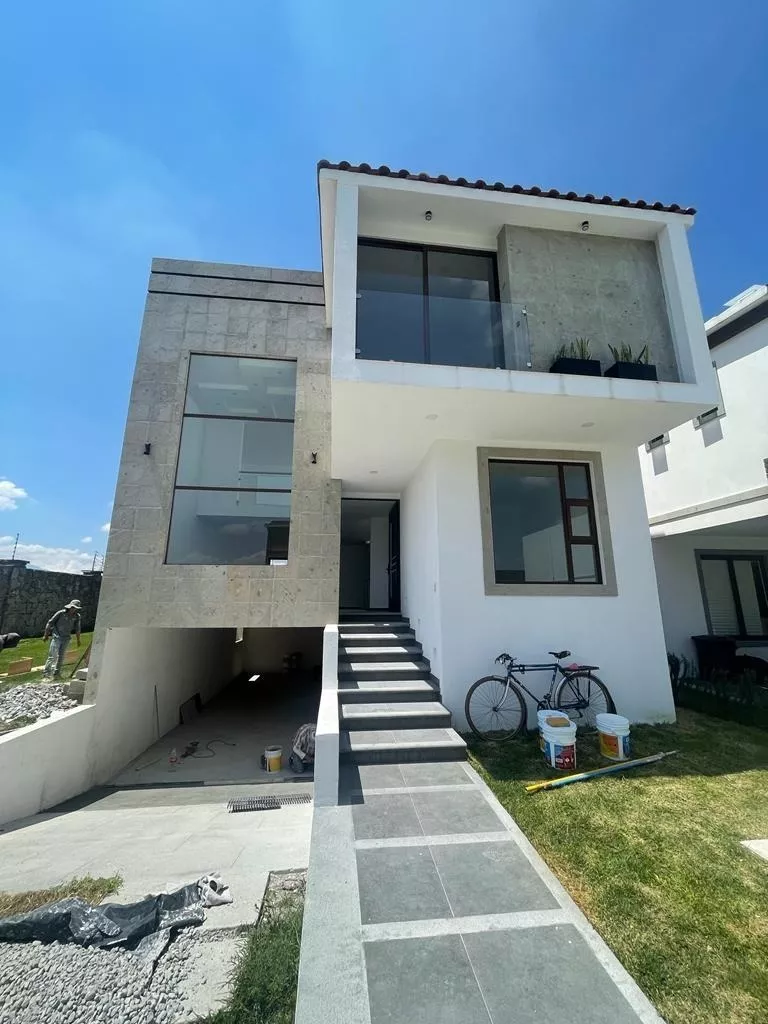 Casa En Venta Frac, Condado De Valle, A 02 Min Frac Foresta, Av Tecnológico, Metepec