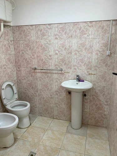 Imagen 8 de 13 de Oportunidad Casa Con Renta!!!
