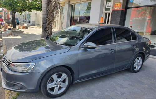 Imagen 1 de 9 de Volkswagen Vento 2.5 Advance Plus 170cv 2014