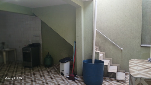 Casa 4 Dormitórios 1 Suíte 2 Banheiro