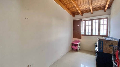 Imagen 5 de 16 de Casa En Conjunto Privado Laureles De La Castellana