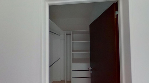 Departamento De Un Dormitorio Con Balcón