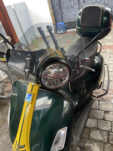 Vespa 300 Gts Súper; Único Dueño. Abs Control De Tracción