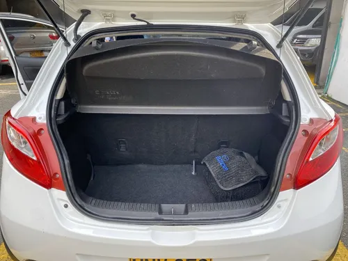Mazda 2 1.5 Hatch Back 2014