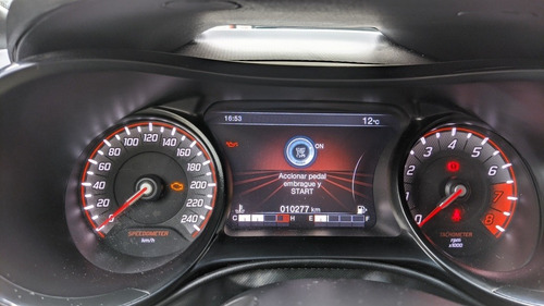 Imagen 10 de 13 de Fiat Argo 2018 1.8 Hgt