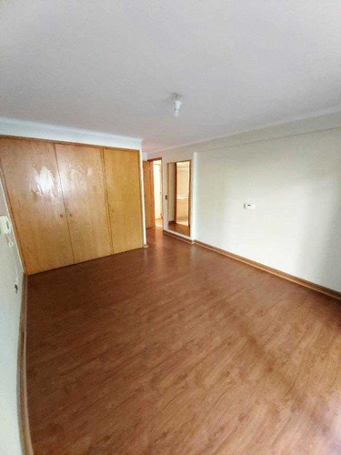Cómodo Departamento A Pasos Clínica Alemana
