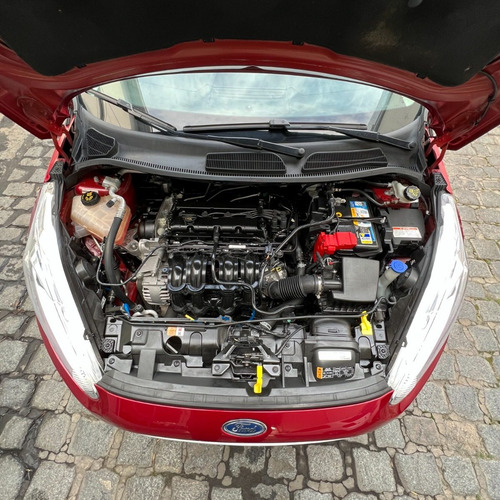 Imagen 14 de 15 de Ford Fiesta Kinetic Desing Se 5p Km: 85.000 Año: 2017