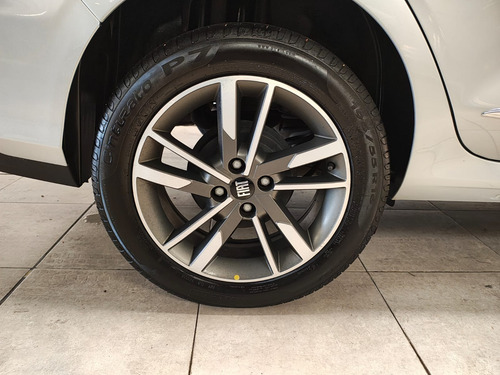 Fiat Cronos 1.3 Precision Cvt
