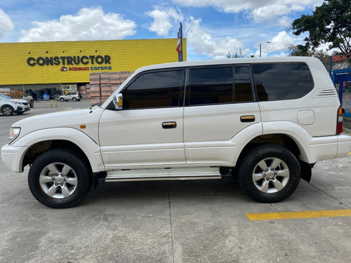 Imagen 4 de 19 de Toyota Prado Vx