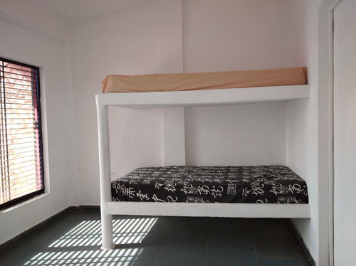 Imagen 8 de 12 de Alquileres Tucacas Morrocoy De Casas Y Apartamentos