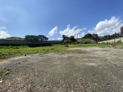 Se Vende O Alquila Terreno 6177m2. Guatire.