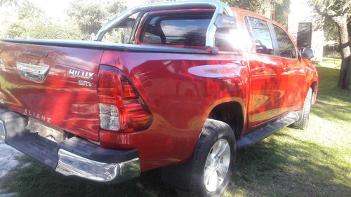 Toyota Hilux 2.8 Cd Srv 177cv 4x2 2018