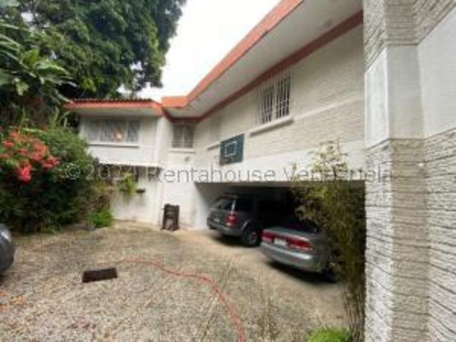 #24-15036 Esplendia Casa En La Lagunita Country Club