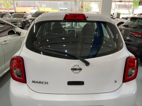 Imagem 4 de 7 de Nissan March 1.0 S 12v Flex 4p Manual