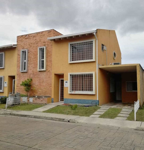 Venta De Townhouse En La Campiña Naguanagua - 1363 Inmobiliaria Maggi