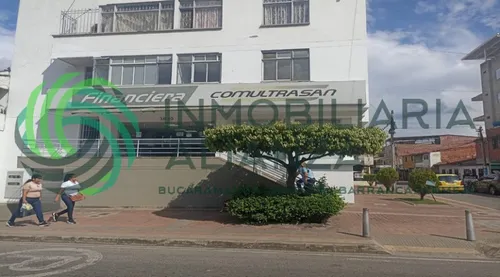 Oficina En Venta En El Poblado. Cod V61607