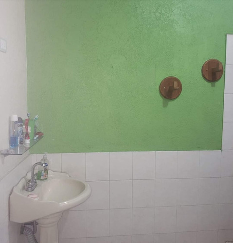 Imagen 5 de 10 de Casa En Venta De Una Planta, En Ave Principal Col. Panoramico