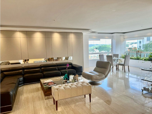 Se Alquila Apto 251m2 4h+s/5b/2p Santa Rosa De Lima