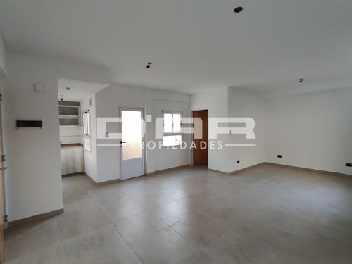 Imagen 1 de 9 de Oportunidad! 1 Amb Divisible 50m2! A Estrenar - Cochera Opcional - Pieres 900