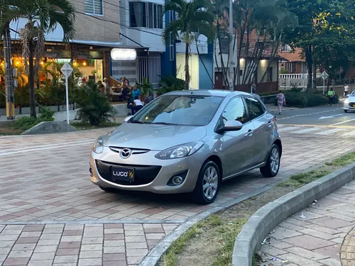 Mazda 2 15ha1c Automático Único Dueño Mantenimientos Mazda