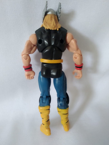 Imagen 2 de 2 de Thor Secret Wars Marvel Universe Hasbro