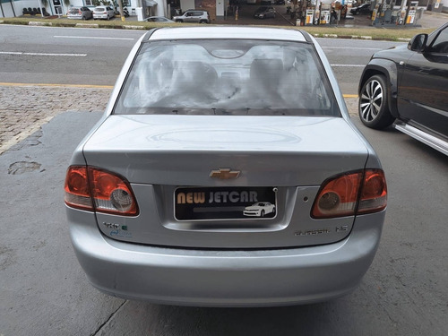 Imagem 5 de 10 de Chevrolet Classic 1.0 Mpfi Ls 8v Flex 4p Manual