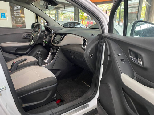 Imagen 9 de 9 de Chevrolet Tracker 1.8 Ltz L/17. Año 2017. Unica Mano. 42000