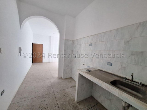 Apartamento Tipo Estudio A Estrenar En Chivacoa 24-26064 Dh