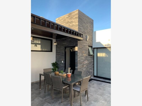 Imagen 7 de 12 de Oficina Comercial En Venta Jardines De Irapuato