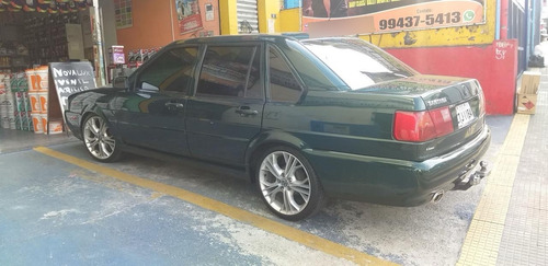 Veículo Rebaixado Com Aro 17 Completo