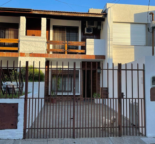 Imagen 2 de 16 de Duplex 4 Ambientes C/ Cochera - 100 M² Cub.- Villa Sarmiento