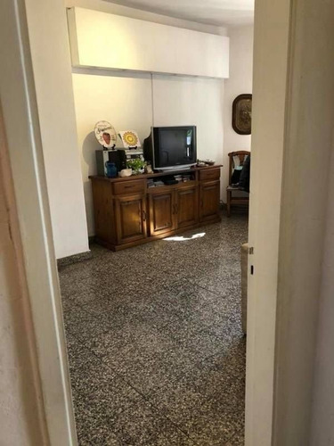 Venta Hermoso Departamento 3 Ambientes En Lomas De Zamora