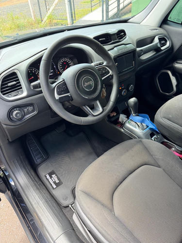 Jeep Renegade 1.8 Flex Aut. 5p