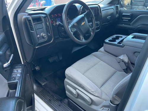 Imagen 7 de 15 de Chevrolet Silverado Lt Doble Cabina