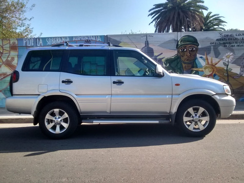 Nissan Terrano II 2.7 I Luxury