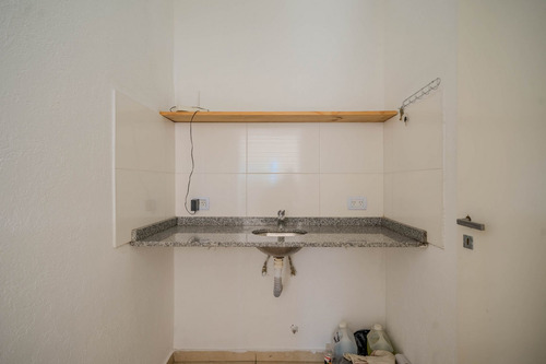 Depósito En Venta En General Rodríguez, G.b.a. Zona Oeste, Argentina