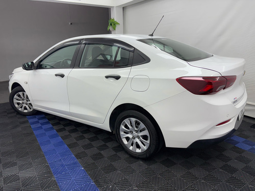 Chevrolet Onix ONIX SEDAN PLUS 1.0 12V TB FLEX AUT.