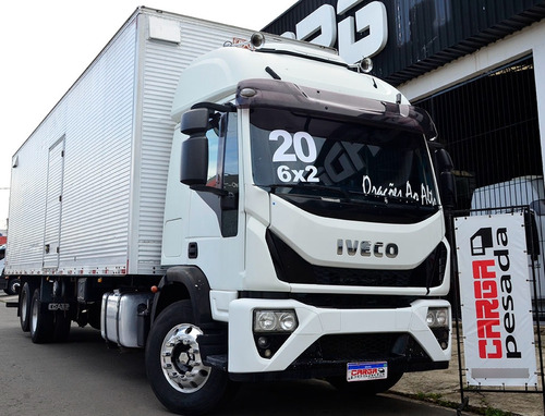 Iveco Tector 240e30 6x2 Baú 10.50 Mts Ano 2020 Vw24280 Atego